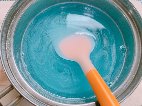 カラフル牛乳寒天