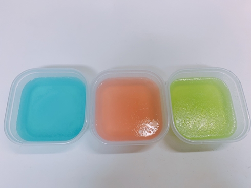 カラフル牛乳寒天