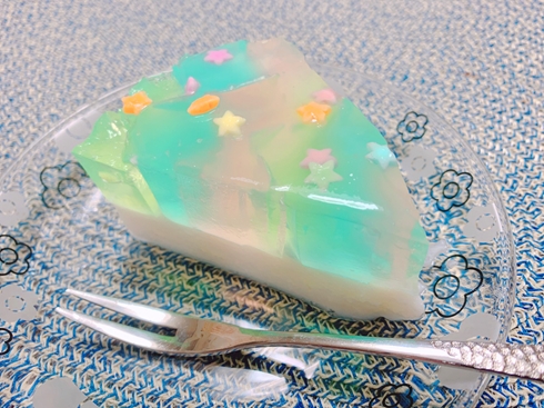 カラフル牛乳寒天