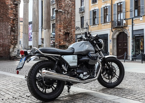 モト・グッツィ「V7IIIシリーズ」