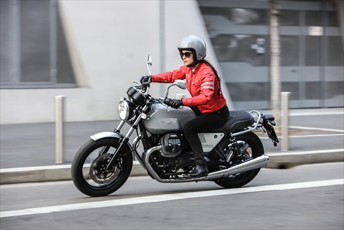モト・グッツィ「V7IIIシリーズ」