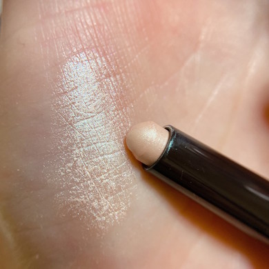 キャビアスティックアイカラー