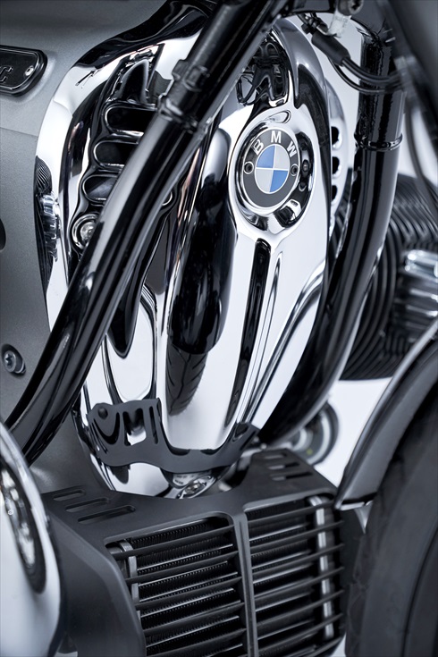 BMW「R18」