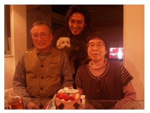 大沢樹生 母 逝去 四十九日 納骨式 新型コロナ