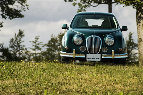 光岡自動車「ビュート」