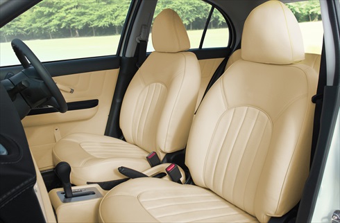 光岡自動車「ビュート なでしこ」