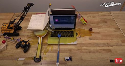 「コショウとって」から始まる狂気　ソーシャルディスタンスを保ってコショウを渡すマシン