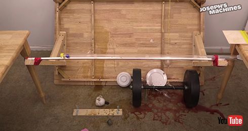 「コショウとって」から始まる狂気　ソーシャルディスタンスを保ってコショウを渡すマシン