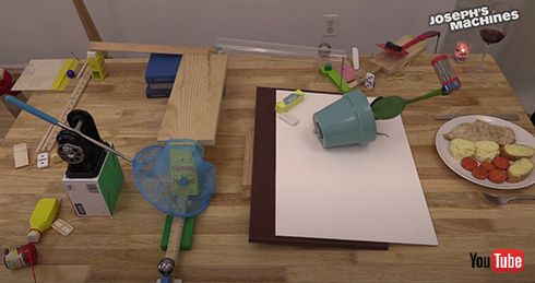 「コショウとって」から始まる狂気　ソーシャルディスタンスを保ってコショウを渡すマシン