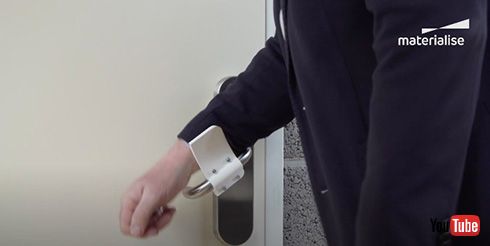 袖でドアを開けられるハンズフリードアオープナー　3Dプリンタで作れるデータが公開