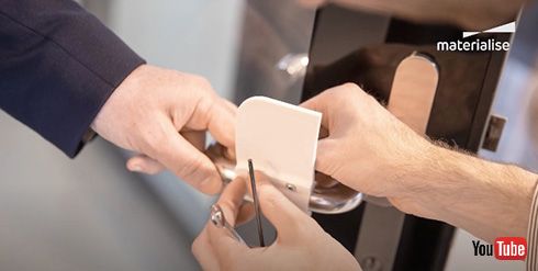 袖でドアを開けられるハンズフリードアオープナー　3Dプリンタで作れるデータが公開