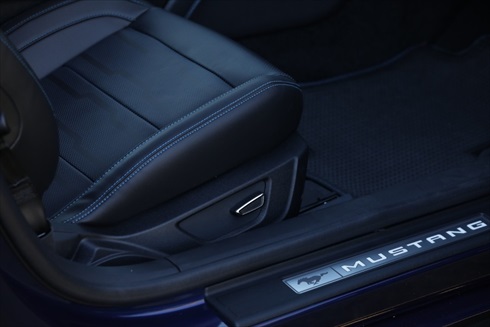 フォード「マスタング」