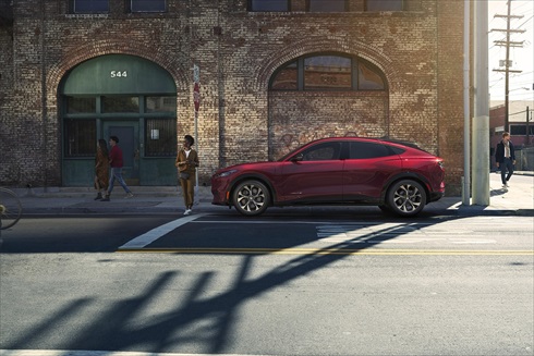 フォード「マスタング マッハE」