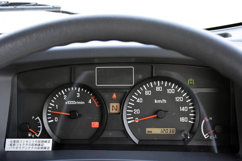 ヤフオク 移動基地局車