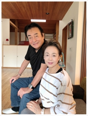 高橋真麻 高橋英樹 両親 小林亜紀子 孫フィーバー 初孫 出産 育児 干渉 ブログ