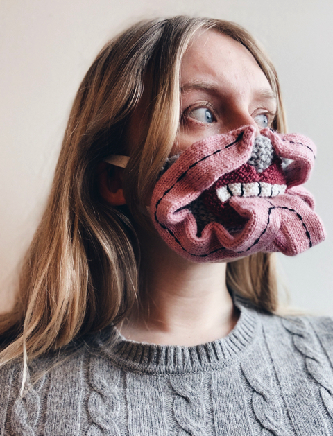 編み物のマスク