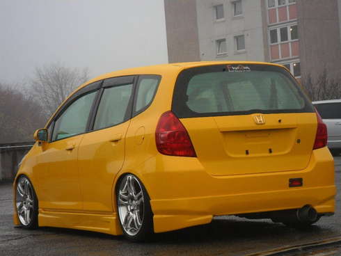 フィット 魔改造 ヴィトン