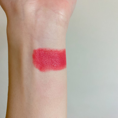 大人の可愛げメイクができる完璧コスメ4点セット