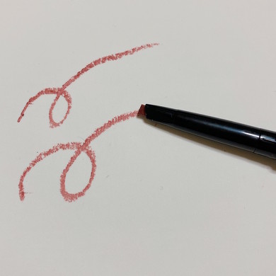 大人の可愛げメイクができる完璧コスメ4点セット