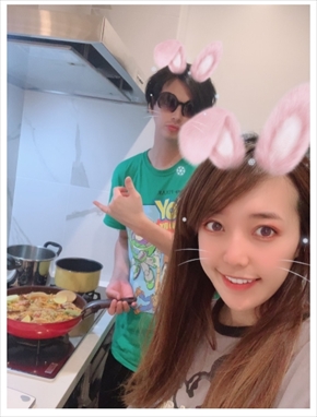 アレクサンダー 家事 料理 川崎希 浮気 ブログ