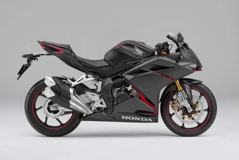 CBR250RR 新旧対決 加速