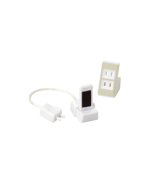 コンセントが電源タップに差し込める「配線の世界」　カプセルトイから再現度が高いミニ玩具が登場