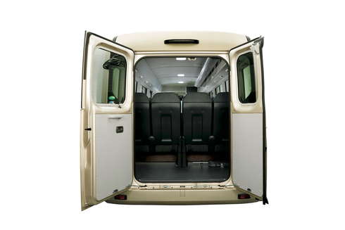 コースター バス PREMIUM CABIN