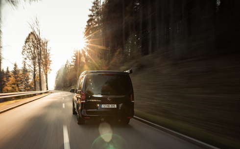 ベンツ Vクラス キャンピングカー