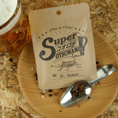 未来コオロギ柿の種