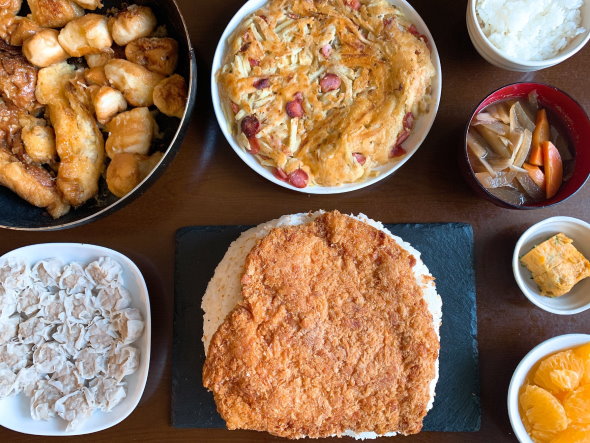 ぼくのかんがえた さいきょうのカツサンド カロリー デカ盛り 大食い 主婦 もぐちゃん