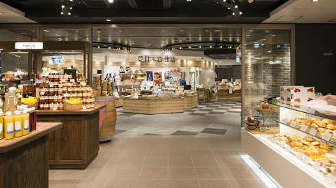 東京駅 COVID-19 在宅ワーク