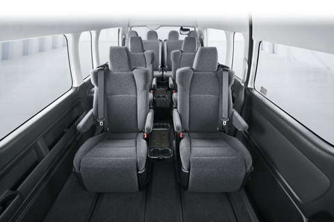 ハイエース カスタム 伊勢谷友介