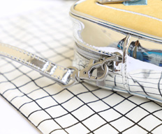 サーディン缶のポシェット・ファスナー