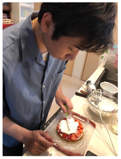 織田信成 妻 誕生日 ケーキ ブログ フィギュアスケート