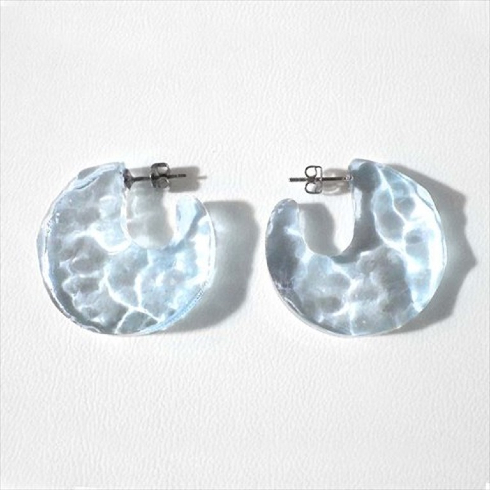 煌めく、碧く青い透明