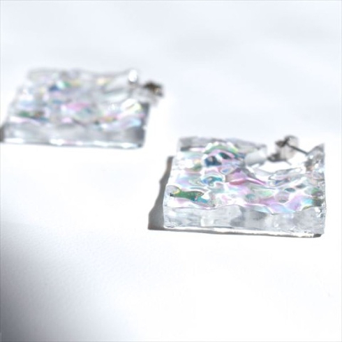 煌めく、碧く青い透明