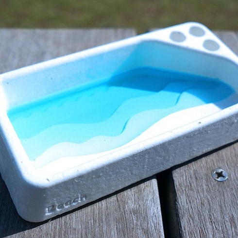 煌めく、碧く青い透明