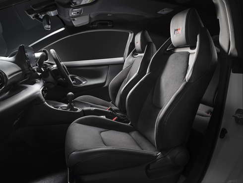 GR ヤリス グレード