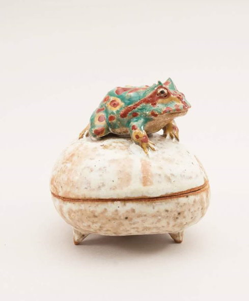 リース 雑草 草むしり 庭 陶芸家 奥村巴菜