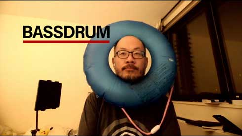 Zoom ミーティング 青い 浮き輪 活用 背景 合成