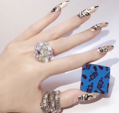 荒木飛呂彦 誕生日 叶姉妹 ジョジョ コスプレ