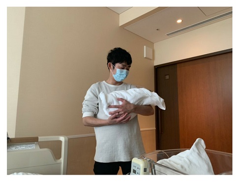 石田明 NON STYLE お食い初め