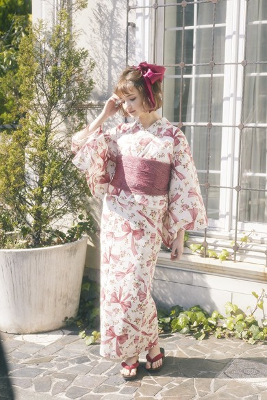 ストライプインターナショナル 浴衣