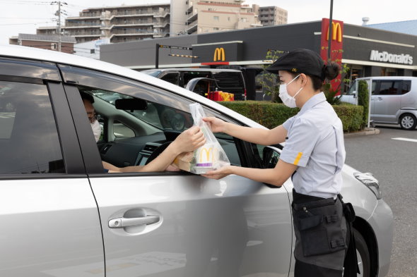 マクドナルド パーク＆ゴー 駐車場 受け取り モバイル 注文