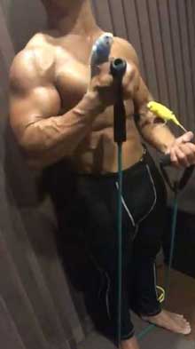 テグーマウス サイドチェスト 筋肉 モフモフ 動物 マッチョ インコ BIGKILLER