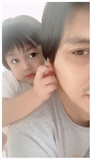 アレクサンダー イケメン 幼少期 美少年 ぽっちゃり ブログ 息子