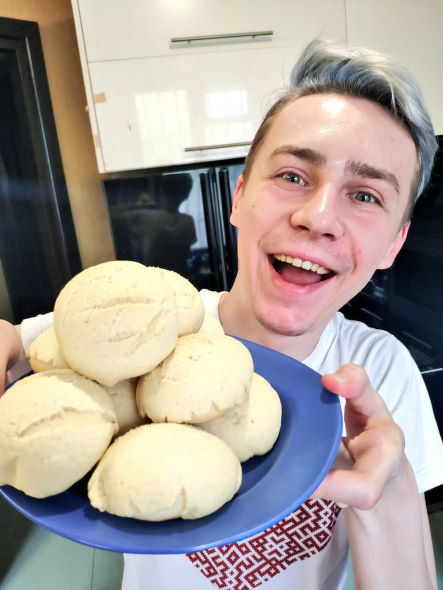 ラトビア人 メロンパン アシタカ ジブリ マーボー豆腐 豆腐onfire