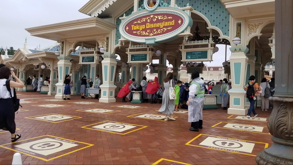 ディズニーランド営業再開