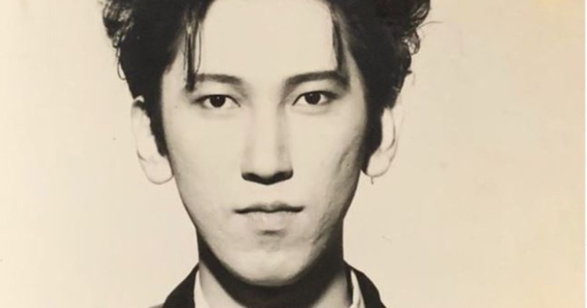 布袋寅泰写真集　BOOWY時代から撮り続けた著者ハービー山口氏サイン入☆激レア☆ Amazon.co.jp: 布袋寅泰写真集 BOOWY時代から撮り続けた著者