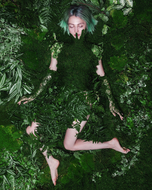 奇抜なパフォーマンスアート